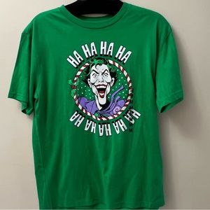 🆕 Batman Joker T-shirt size medium